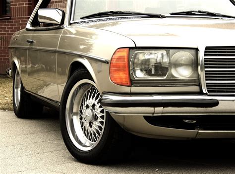 Mercedes-Benz W123 Coupe | Mercedes benz, Mercedes benz classic, Mercedes benz cars