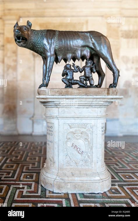 Myth Sculpture Romulus And Remus Rome Hi Res Stock Off