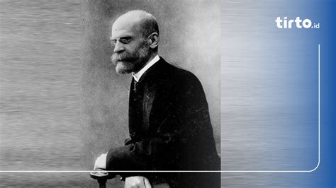 Fakta Sosial Menurut Emile Durkheim Dan Contohnya