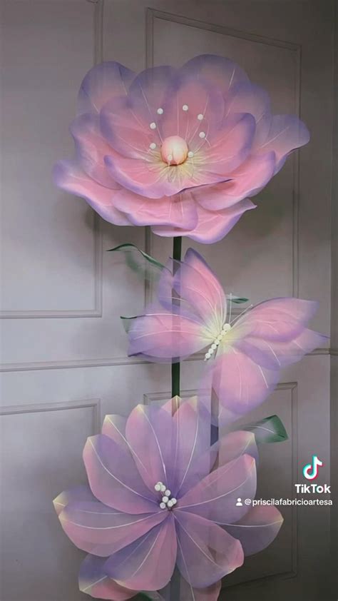 Flores Gigantes De Organza Giant Flowers Giant Flowers Diy Giant