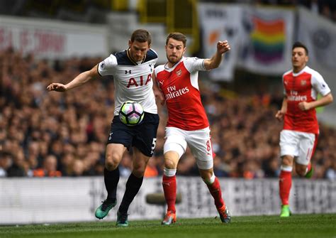 Arsenal Aaron Ramsey Deserves Inconsequential Gold Star