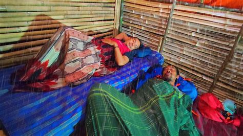 Camping Hujan Deras Tidur Nyenyak Dirumah Tengah Hutan Sumatra Berburu