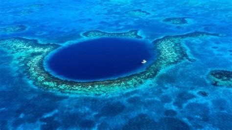 Mar De Belize Tem O Impressionante Grande Buraco Azul E Voc Pode