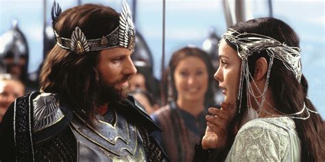 Lord Of The Rings Aragorn And Arwen Kiss