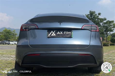 特斯拉Model Y 拜伦湾蓝