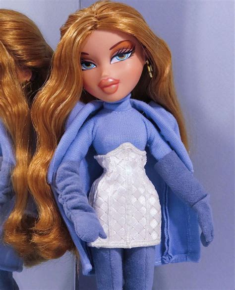 Épinglé Par Eva Timova Sur Bratz Doll Outfits