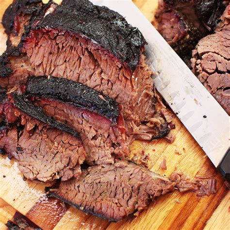 Difference Between Smoked Chuck Roast Vs Brisket