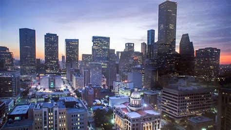 houstons real estate market feeling  effects  oils price drop