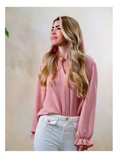 Arriba 44 Imagen Combinar Blusa Rosa Pastel Abzlocal Mx