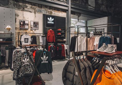 A Maior Loja Da Adidas Originals Do Mundo