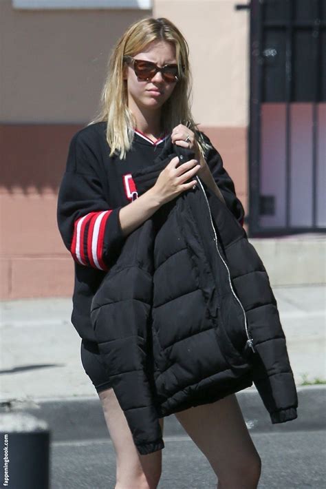 Mia Goth Nude OnlyFans Leaks Fappening Page FappeningBook