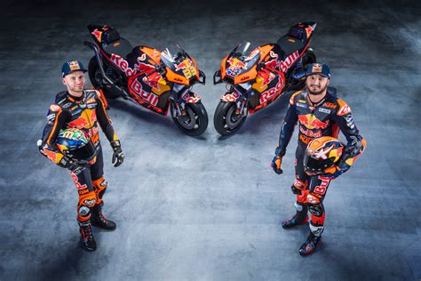 Red Bull Ktm Factory Racing Motogp Resmi Diperkenalkan Tmcblog