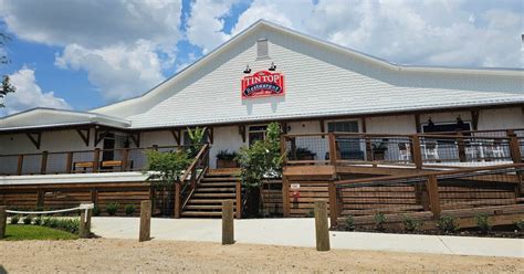 The Tin Top Restaurant And Oyster Bar Bon Secour Gulf Coast Journeys