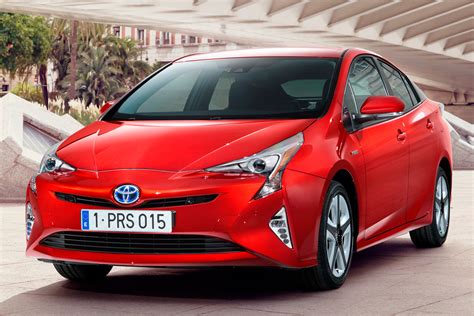 Toyota Prius 4: цена и характеристики, фотографии и обзор