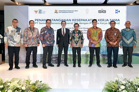 SIG Bina Karya Kerja Sama Penyediaan Green Cement Dukung Pembangunan