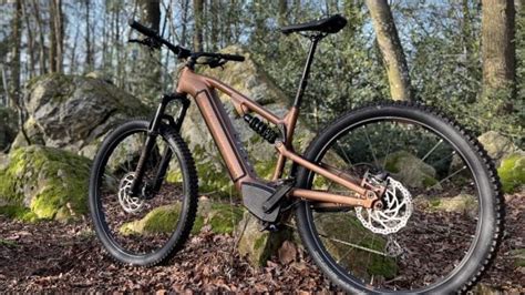 Decathlon le test complet du nouveau VTT électrique Rockrider E EXPL