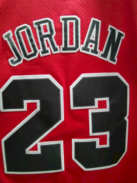 Chicago Bulls - Michael Jordan #23 Classic red - JerseyAve - Marketplace