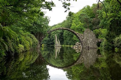 14 Unbelievable Optical Illusions in Nature