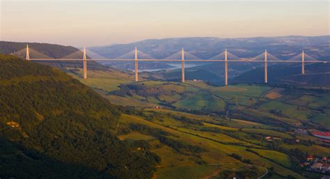 visiting  millau viaduct  guide  frances  iconic bridge