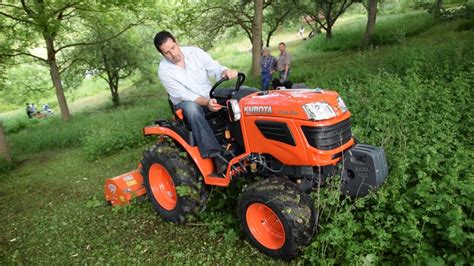 Kubota B1620 Mit Ortolan T5 Mulchgerät Youtube