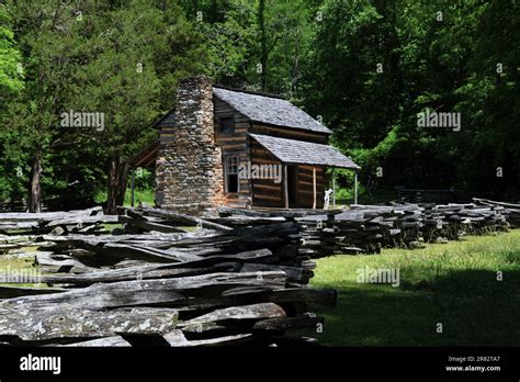 The John Oliver Cabin In Cades Cove Stock Photo Alamy