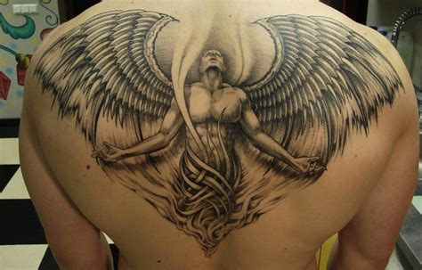 Awesome Tatouage Ailes D Ange Homme Tatouage Sexy Pour Homme Les