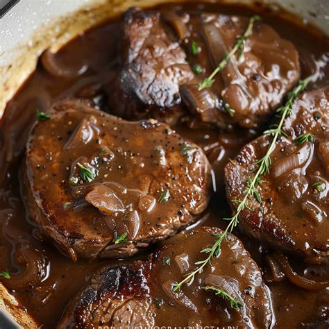 Cube Steaks With Balsamic Onion Gravy