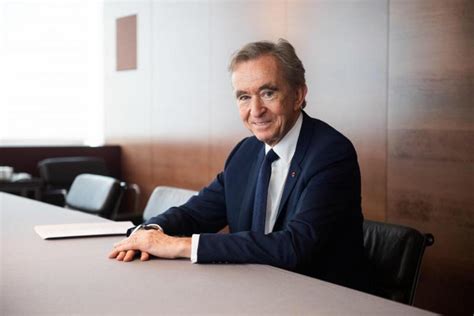 Bernard Arnault L Aide Aux Restos Du C Ur Diversement Appr Ci E