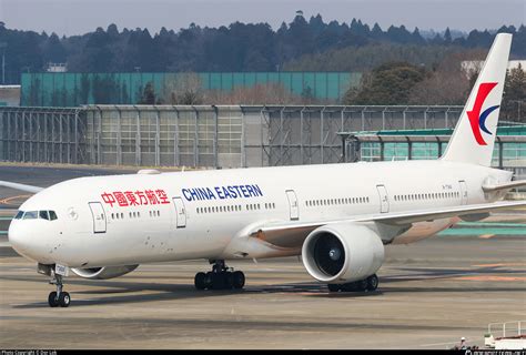 B China Eastern Airlines Boeing Per Photo By Dorlok Id