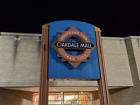 Here Are More Former Oakdale Mall Stores We Forgot About