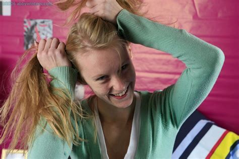 Natural Amateur Ashlee Toying Her Beautiful Pink Pussy Porn Pictures XXX Photos Sex Images