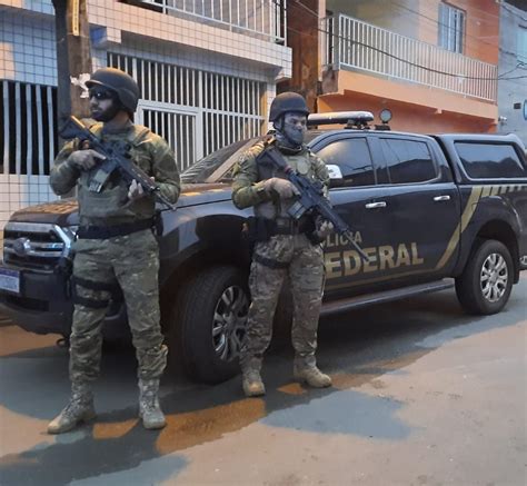 Pol Cia Federal Deflagra Opera O Que Combate Desvio De Quase Meio