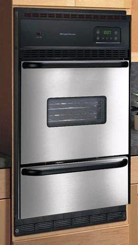 Frigidaire Fgb24l2ec Built In 24 Gas Wall Oven With Lower Broiler