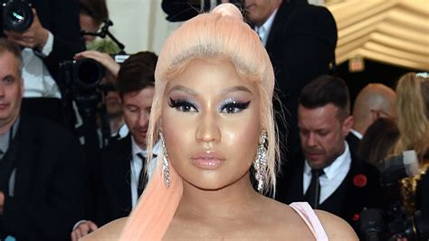 Nicki Minaj Arrested In Amsterdam Video Of Her Being Detained By