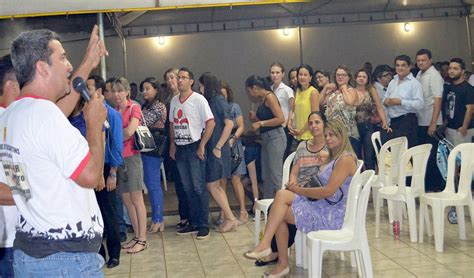 Em Assembleia Banc Rios Decidem Continuar Greve Brasil