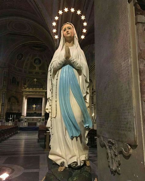 Pin de remy lekoun em JESUS Nossa senhora de lourdes Maria mãe de