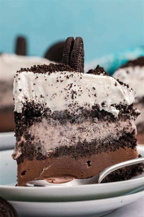 Chocolate Cookies And Cream Ice Cream Cake Recipes For Holidays