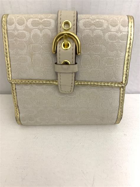 Coach Logo Bifold Wallet Gem