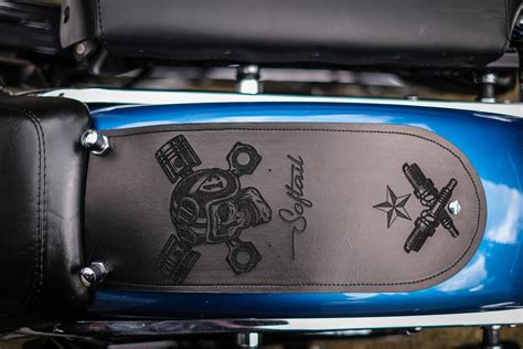 Rear Fender Bib Harley Davidson Softail Black Leather 13 Skull Crossed
