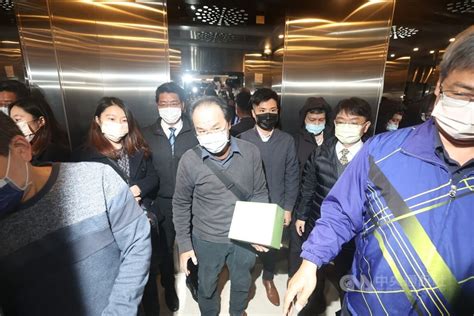 高虹安李忠庭陳奐宇等4人涉詐領助理費遭約談 估今晚移送北檢 政治 中央社 Cna