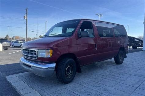 Used 2001 Ford Econoline Wagon For Sale Near Me Edmunds