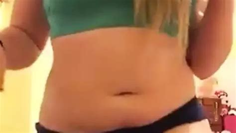 Her Cat Saw Her Naked And Jumped On Her While Recording Amateur Amateur Porn XHamster