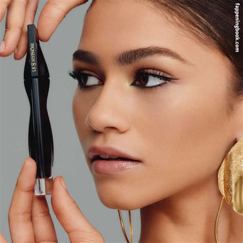 Zendaya Nude The Fappening Photo FappeningBook