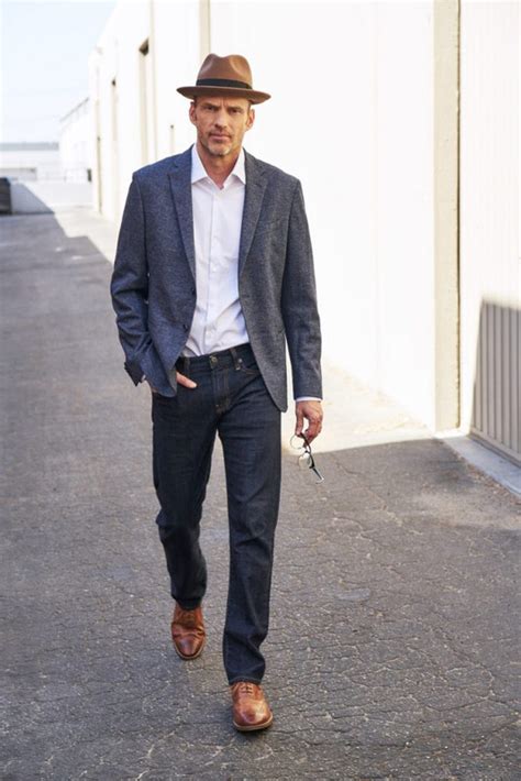 Brian Stepanek 2025: Wife, net worth, tattoos, smoking & body facts