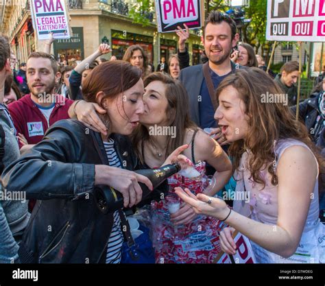 Paris France LGBTQI Lgbt Samesex Activism Groups Gay Rights Associations Oui Oui OUi