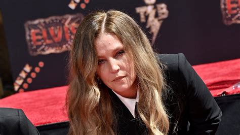 Why Lisa Marie Presley Kept Sons Body On Dry Ice After His Death Nbc