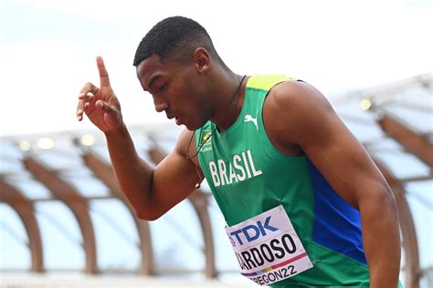 Erik Cardoso é o primeiro brasileiro a correr os 100m abaixo de 10