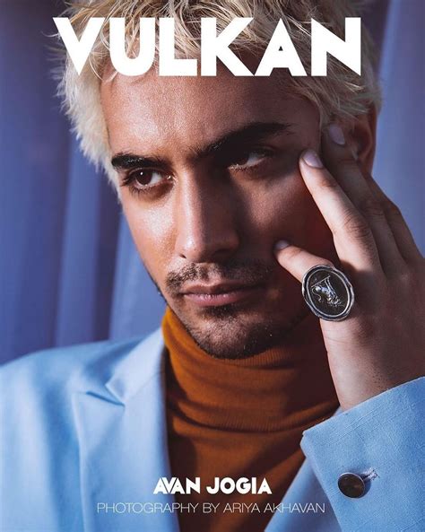 cl0udy - Avan Jogia