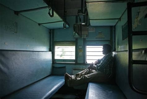 काम की बातट्रेन में फर्स्ट एसी का किराया क्यों होता है इतना ज्यादा