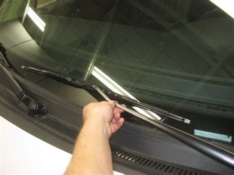 Ford Flex Windshield Wiper Blades Replacement Guide 013